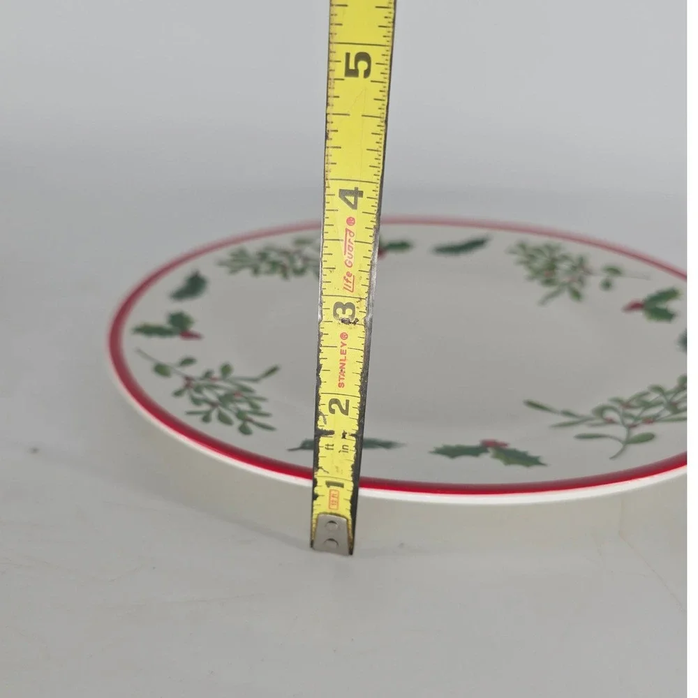 Royal Norfolk Holly Berry Christmas Dinner Plates Set of 3 Red Green 10 Inch